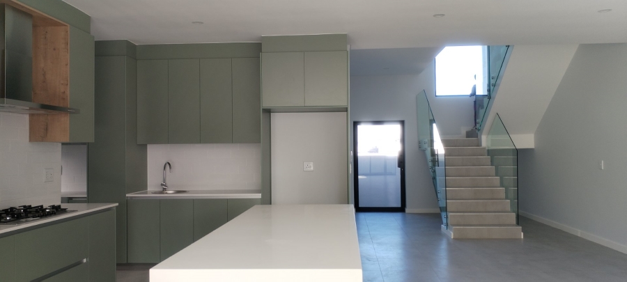 4 Bedroom Property for Sale in Sandown Western Cape